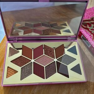 Barbie x PÜR 💖 eyeshadow palette